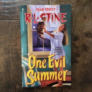 Vtg 1994 R.L. Stine Fear Street One Evil Summer #25 Archway Paperback Book